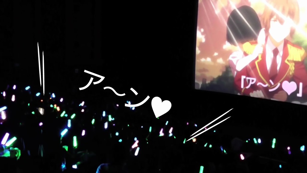 요즘 일본에서 유행하는 애니 상영방식 | 인스티즈