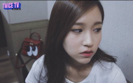 뭔가 삐쳤는지 몰라도 그것도 귀여운 트와이스 미나 | 인스티즈
