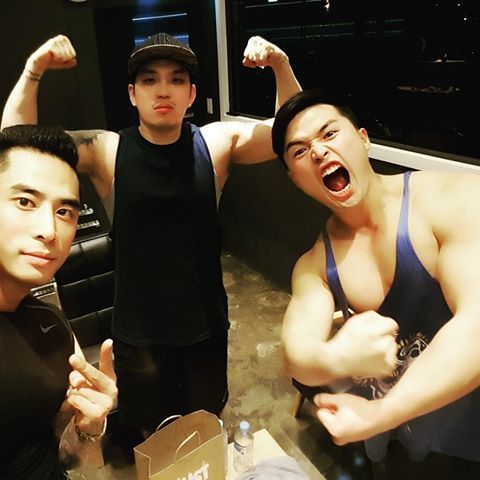 운동하는 마이크로닷 | 인스티즈