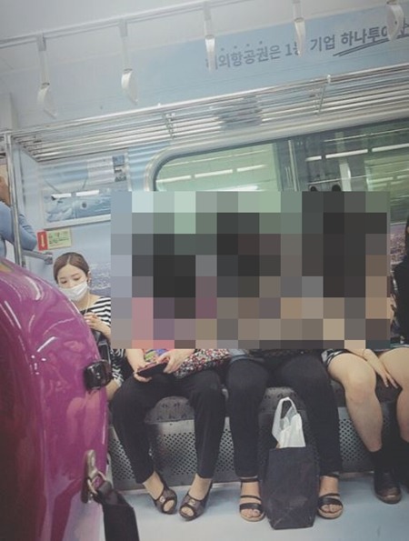 지하철 타고다니는 걸그룹 아이비아이 | 인스티즈