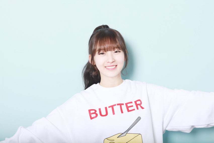 [오마이걸] 99년생 막내 아린이가 숨만 쉬어도 귀여운 언니들 | 인스티즈