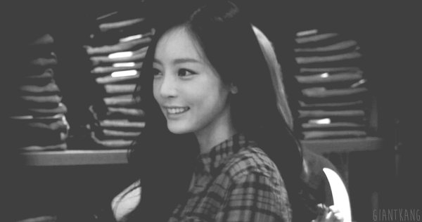 [카라] 구하라 타미힐피거 행사 1분짜리 직캠 + 캡쳐 + 움짤 = 쥬금 | 인스티즈