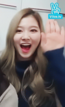 [트와이스] 반년전 사나 옷방이 오빠로 들리는 마법.gif | 인스티즈