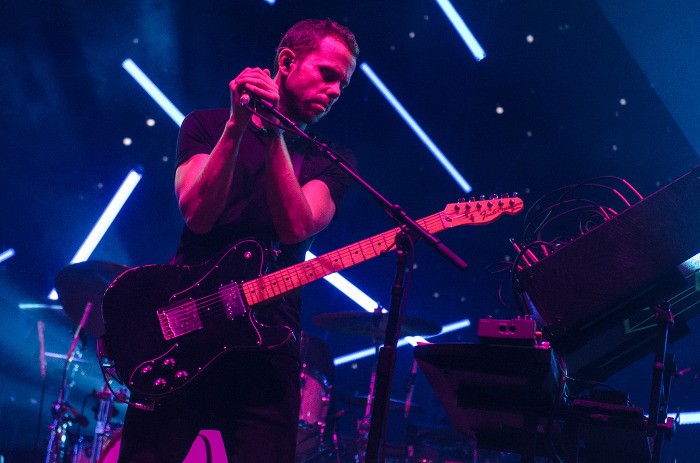 몽환적 & 멜랑콜리한 사운드가 돋보이는 프랑스 일렉트로닉 밴드 | 인스티즈