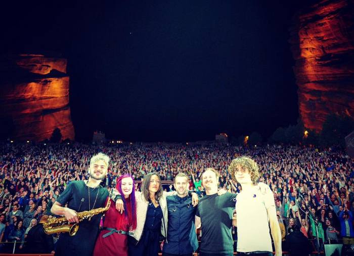 몽환적 & 멜랑콜리한 사운드가 돋보이는 프랑스 일렉트로닉 밴드 | 인스티즈