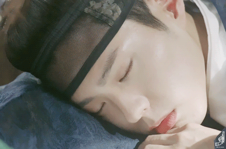 [구르미그린달빛] 남주를 의식하기 시작한 남장 여주 | 인스티즈