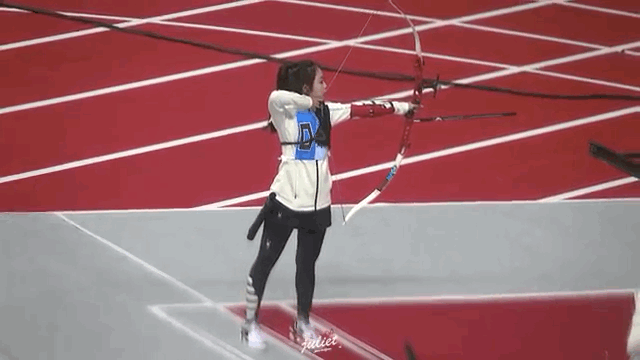 [러블리즈] 아육대 양궁 연습하는 지수 | 인스티즈