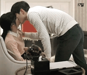 응팔 택-덕선 키스씬 드라마부분 조회수 1위 경신 | 인스티즈