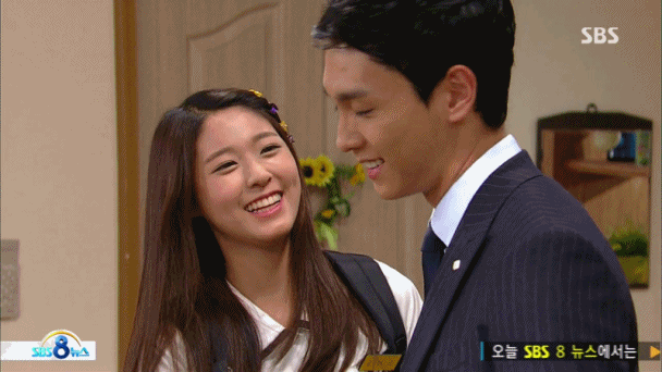 3년전 설현화보 몰래보다 멤버들한테 걸린 지코.swf | 인스티즈