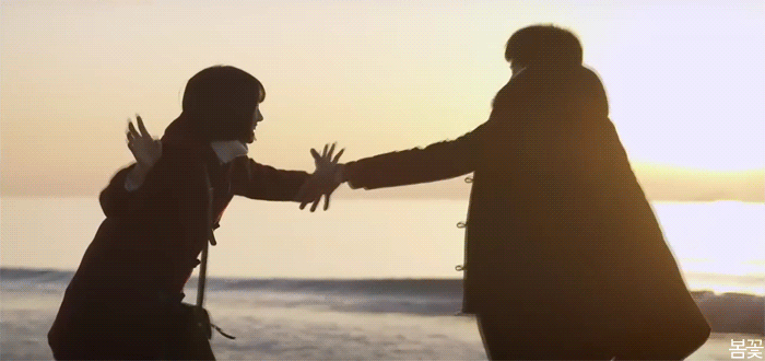 [응답하라1988] 남녀 사귀기전 흔한 스킨쉽 | 인스티즈