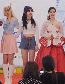 [트와이스] 다현이 엉덩이를 탐하는 나연쓰... | 인스티즈