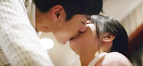 응팔 택-덕선 키스씬 드라마부분 조회수 1위 경신 | 인스티즈