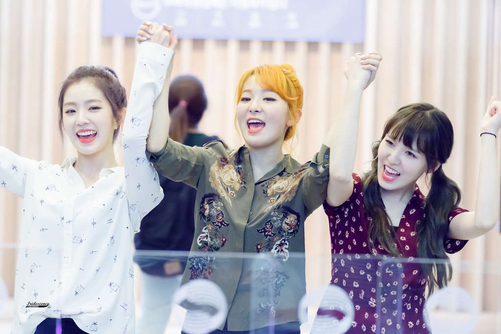 [레드벨벳] 슈키라 아이린, 슬기, 웬디 벌칙 수행 영상, 직찍 | 인스티즈