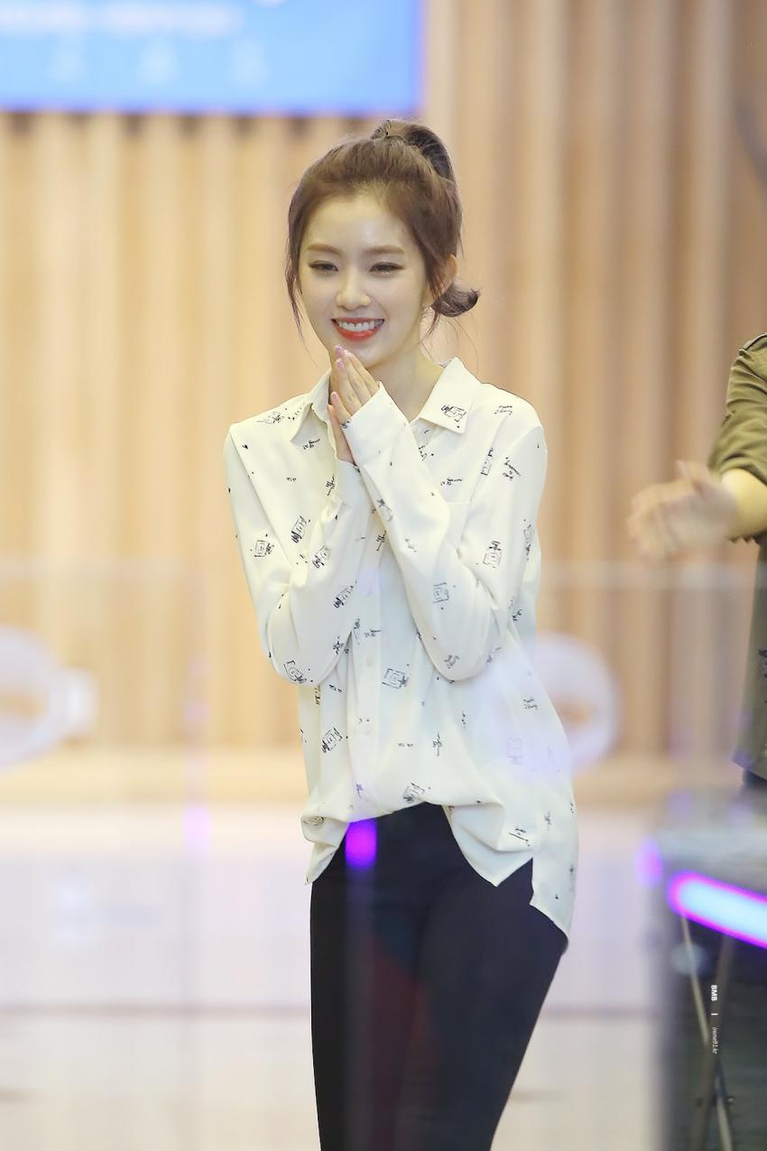 [레드벨벳] 슈키라 아이린, 슬기, 웬디 벌칙 수행 영상, 직찍 | 인스티즈