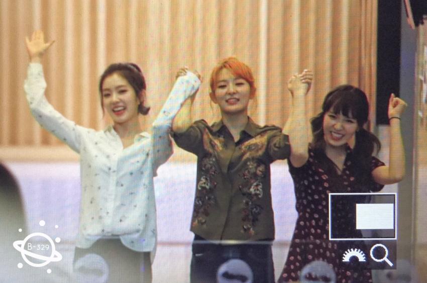 [레드벨벳] 슈키라 아이린, 슬기, 웬디 벌칙 수행 영상, 직찍 | 인스티즈