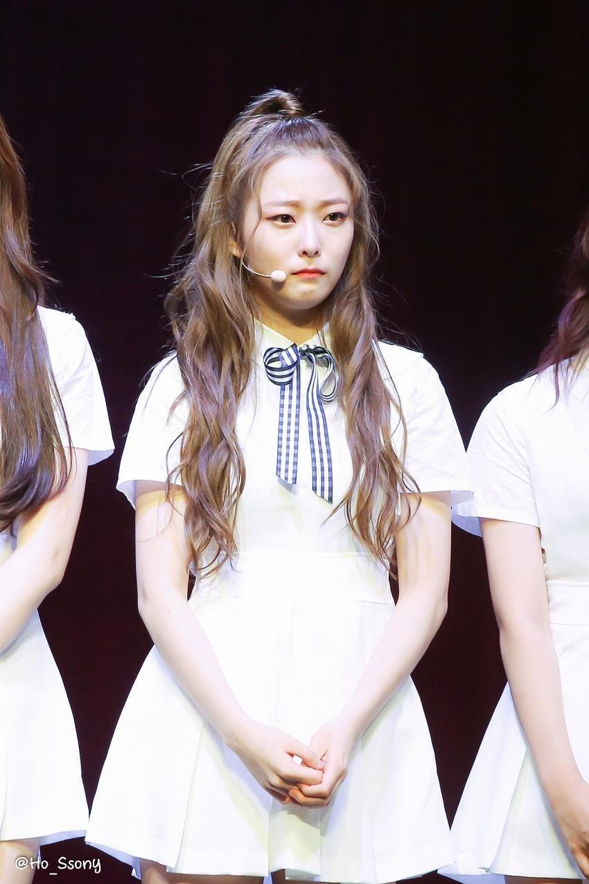 귀여움 풀포텐 터진 플레디스 걸즈 정은우 | 인스티즈