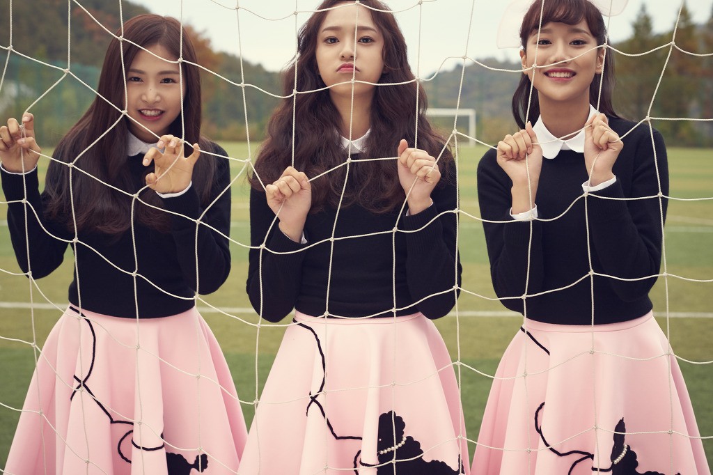 이번에 컨셉 제대로 이갈고 나온 걸그룹 | 인스티즈