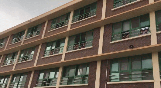 오늘 문재인 방문에 중학생들 반응.JPG | 인스티즈