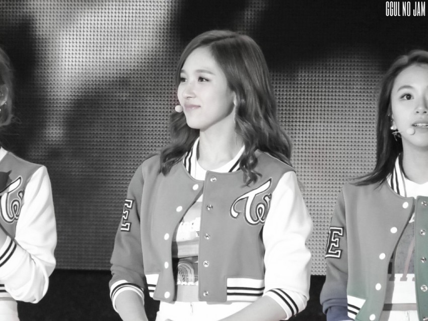 TWICE 미나 160924 열린음악회 쳘업 + 멘트 + 우아하게&퇴장 | 인스티즈