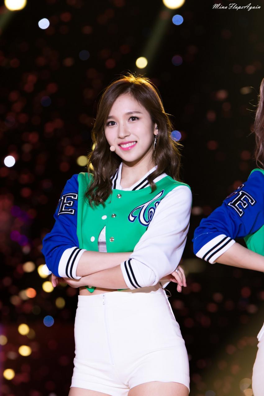 TWICE 미나 160924 열린음악회 쳘업 + 멘트 + 우아하게&퇴장 | 인스티즈