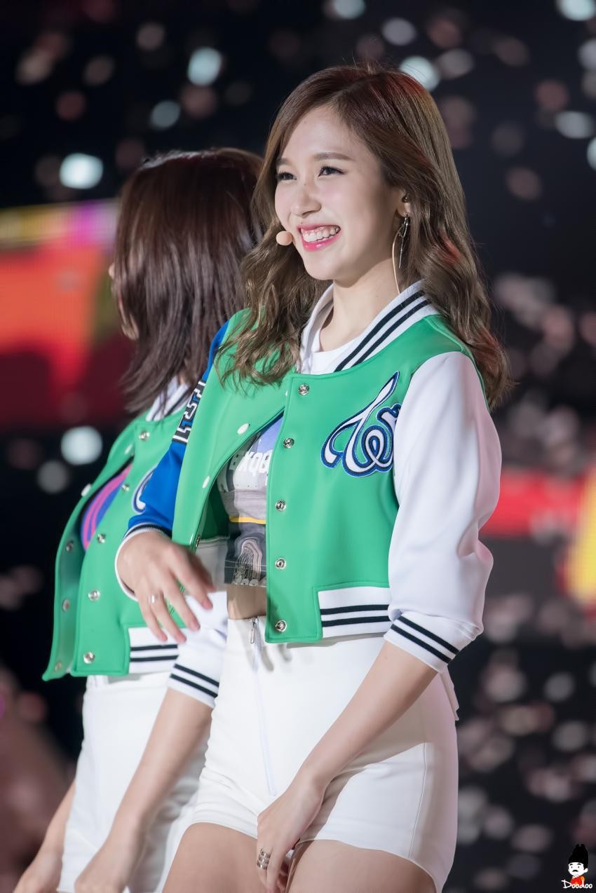 TWICE 미나 160924 열린음악회 쳘업 + 멘트 + 우아하게&퇴장 | 인스티즈