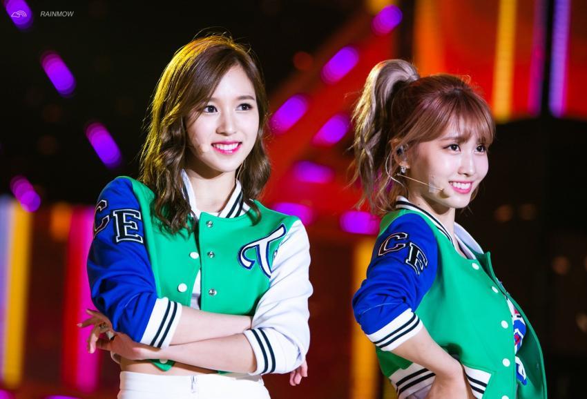 TWICE 미나 160924 열린음악회 쳘업 + 멘트 + 우아하게&퇴장 | 인스티즈