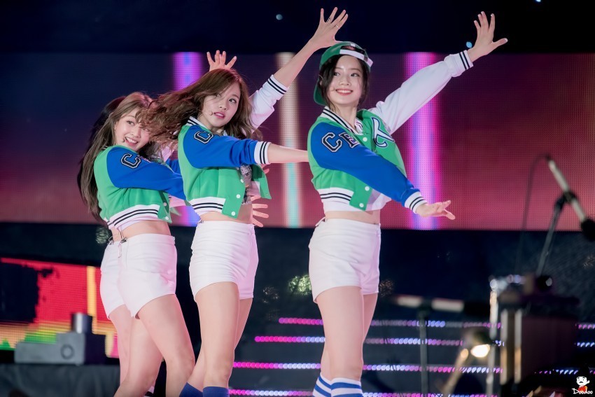 TWICE 미나 160924 열린음악회 쳘업 + 멘트 + 우아하게&퇴장 | 인스티즈