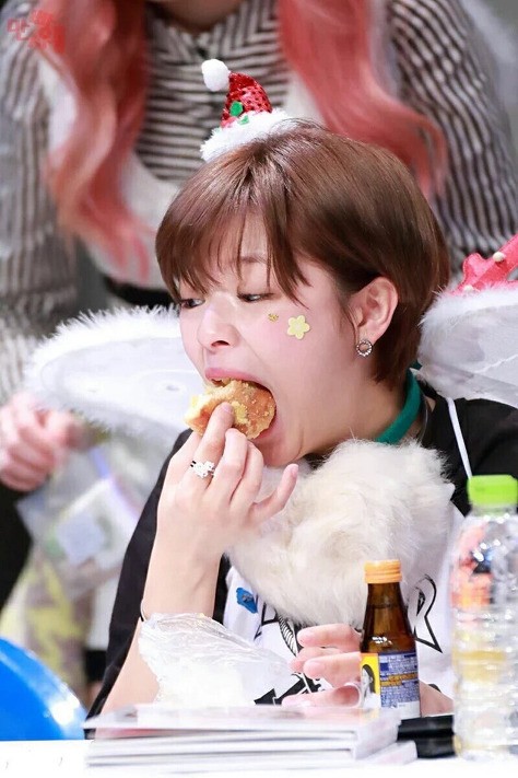 트와이스 정연 먹방 모음 (소리) | 인스티즈