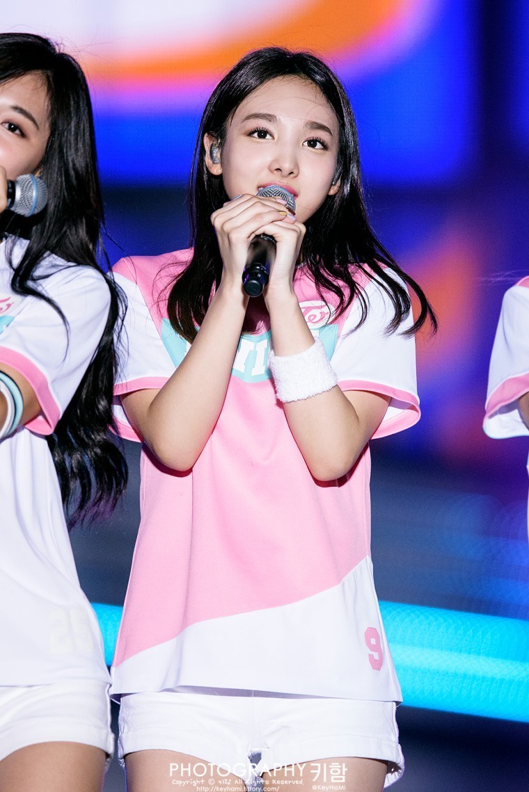 160911 WFMF 미나 + 쯔위 직캠 | 인스티즈