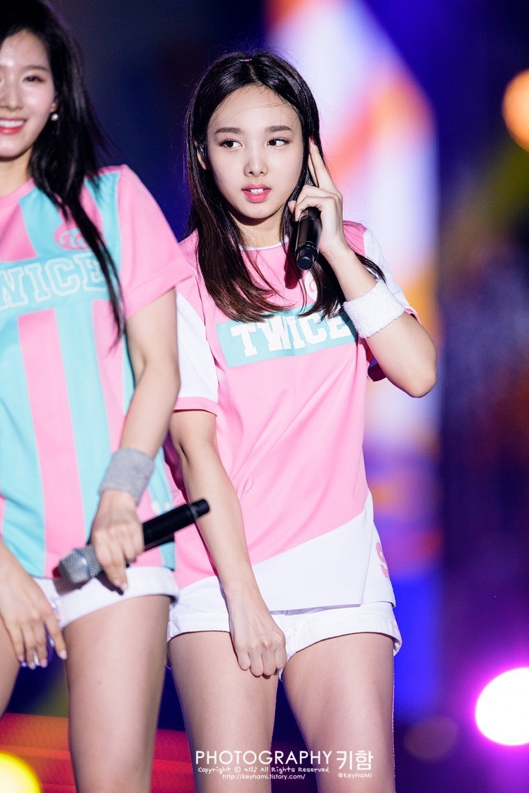 160911 WFMF 미나 + 쯔위 직캠 | 인스티즈