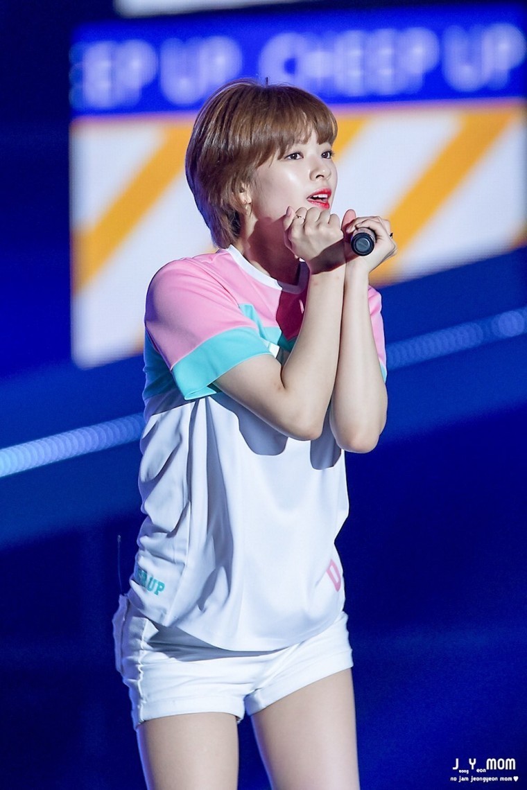 160911 WFMF 미나 + 쯔위 직캠 | 인스티즈