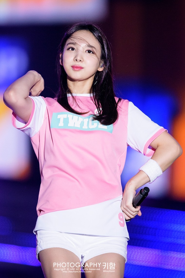 160911 WFMF 미나 + 쯔위 직캠 | 인스티즈