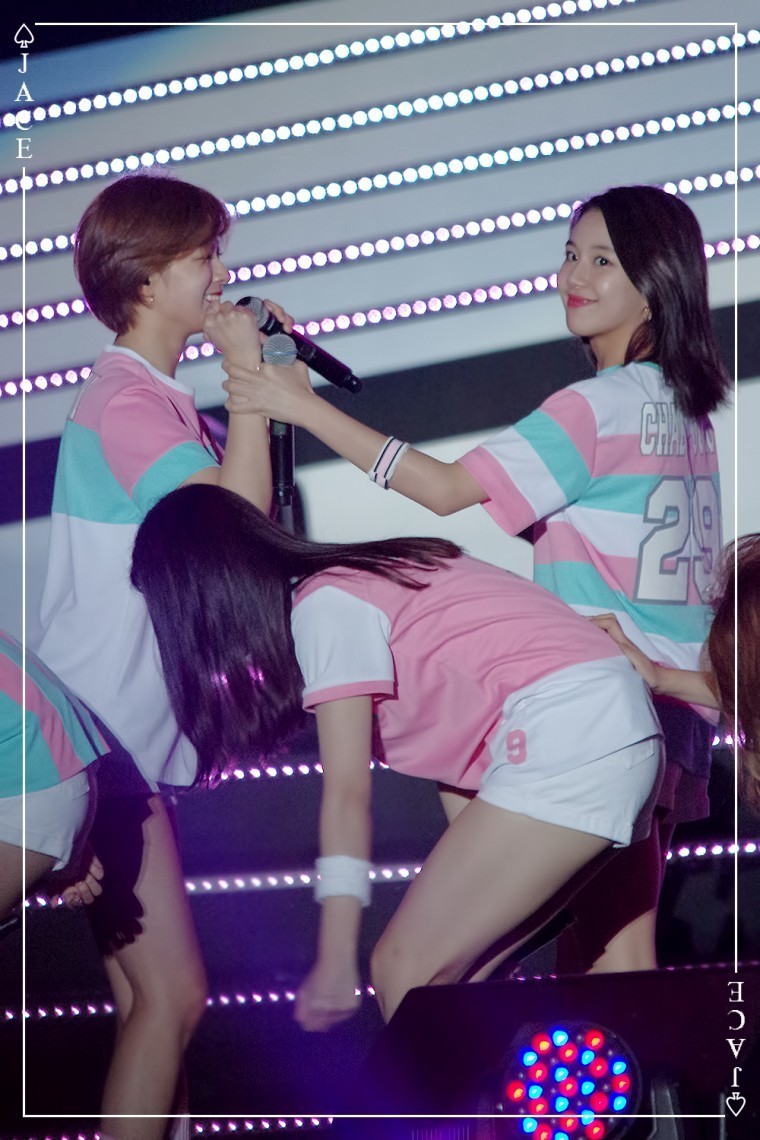 160911 WFMF 미나 + 쯔위 직캠 | 인스티즈