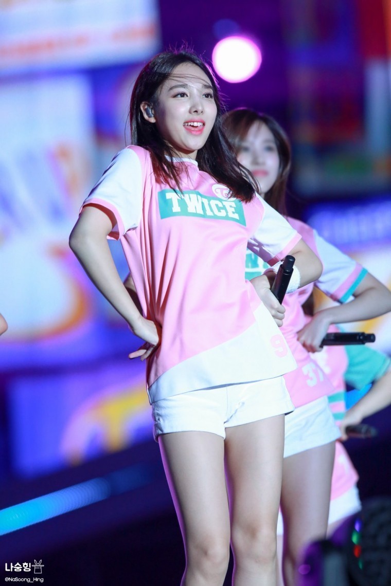 160911 WFMF 미나 + 쯔위 직캠 | 인스티즈