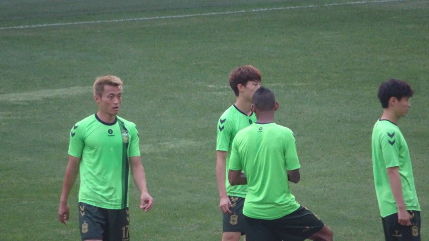 지난 주말 전북 vs 성남전 서울사는 전북팬의 첫 저주성 입성 with 대박이 | 인스티즈