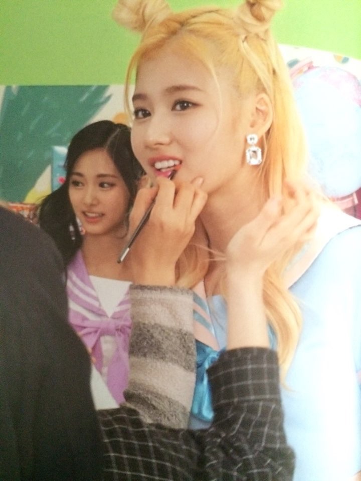 천국에서 떨어졌을때 참을만했다는 사나 .gif | 인스티즈