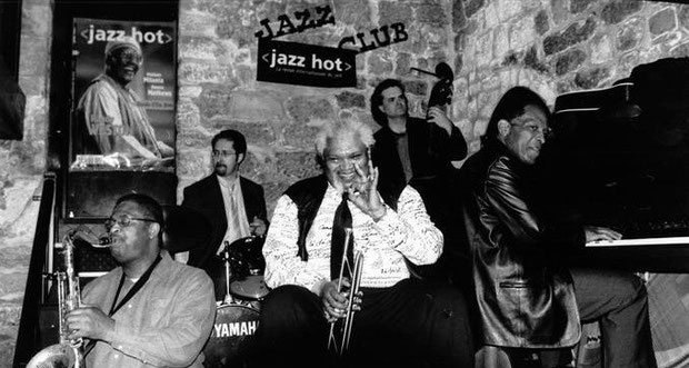 하루 재즈 한 곡 테트 컬슨 - Only Forever | 인스티즈