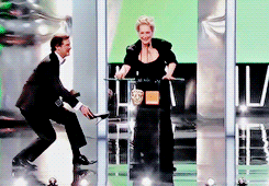  콜린 퍼스의 매너와 메릴 스트립의 센스로 만들어진 시상식 명장면 | 인스티즈