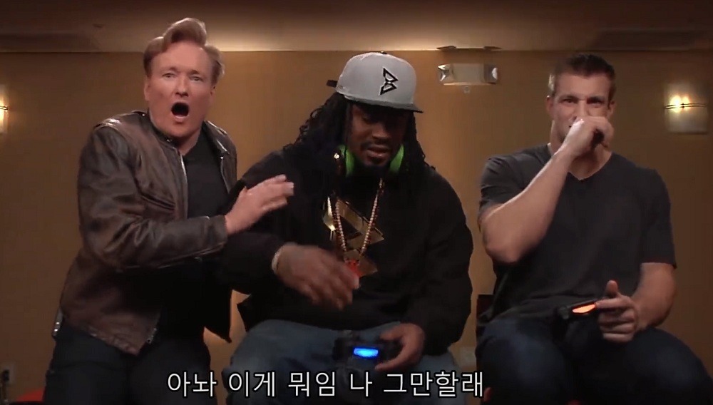 모탈 컴뱃X 하는 코난 오브라이언과 게스트분들 (잔인 주의) | 인스티즈