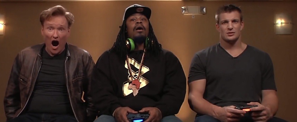 모탈 컴뱃X 하는 코난 오브라이언과 게스트분들 (잔인 주의) | 인스티즈