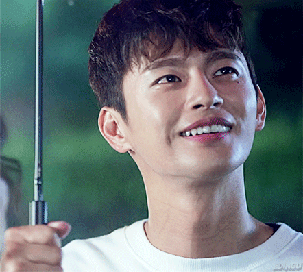 [쇼핑왕루이] 서인국, 울먹이는 남지현에 위로의 포옹.swf 심장폭행주의 | 인스티즈