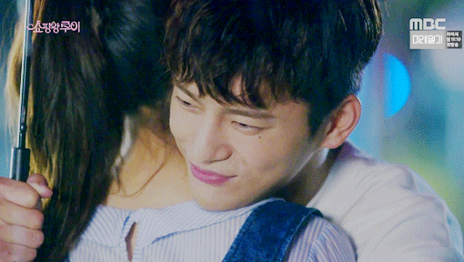 [쇼핑왕루이] 서인국, 울먹이는 남지현에 위로의 포옹.swf (가슴떨리는 고백? 설렘설렘 심장폭행주의) | 인스티즈