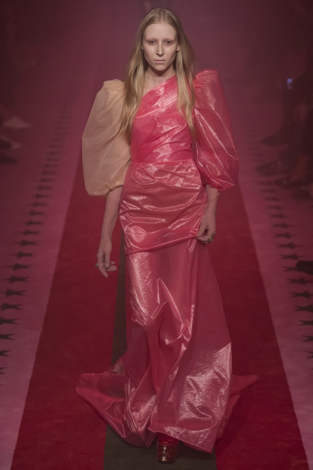 [구찌] 좀 더 과감해진 Gucci 2017 S/S 컬렉션 | 인스티즈