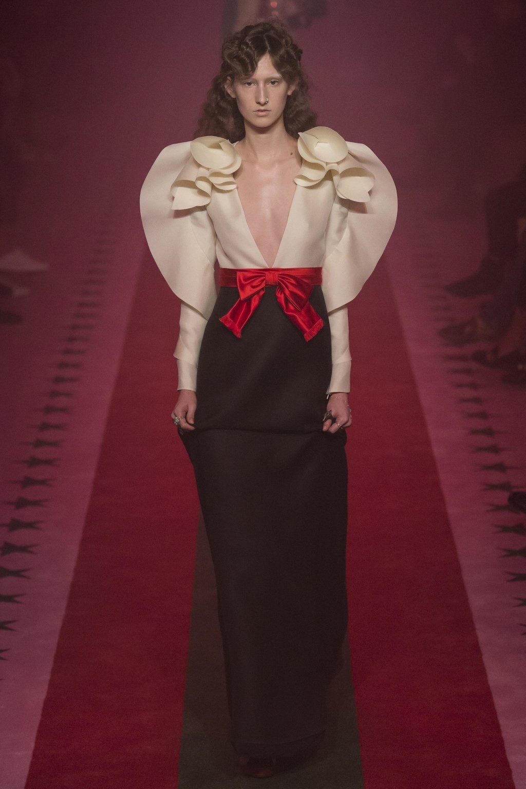 [구찌] 좀 더 과감해진 Gucci 2017 S/S 컬렉션 | 인스티즈