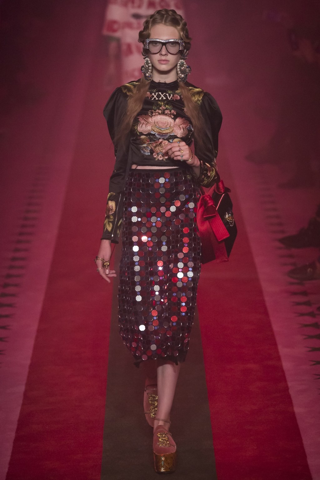 [구찌] 좀 더 과감해진 Gucci 2017 S/S 컬렉션 | 인스티즈