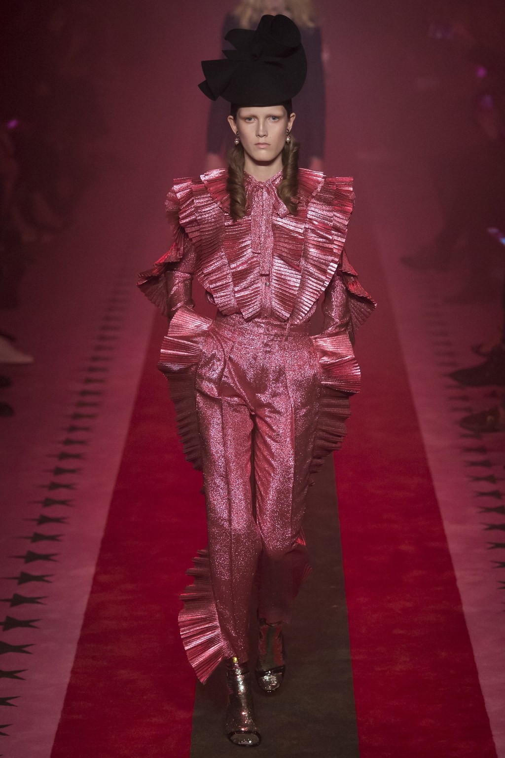 [구찌] 좀 더 과감해진 Gucci 2017 S/S 컬렉션 | 인스티즈