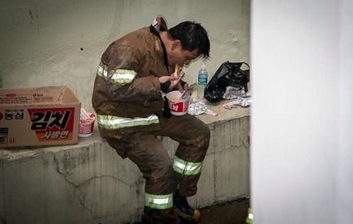 아들구하러 불길속으로 들어간 아버지 | 인스티즈