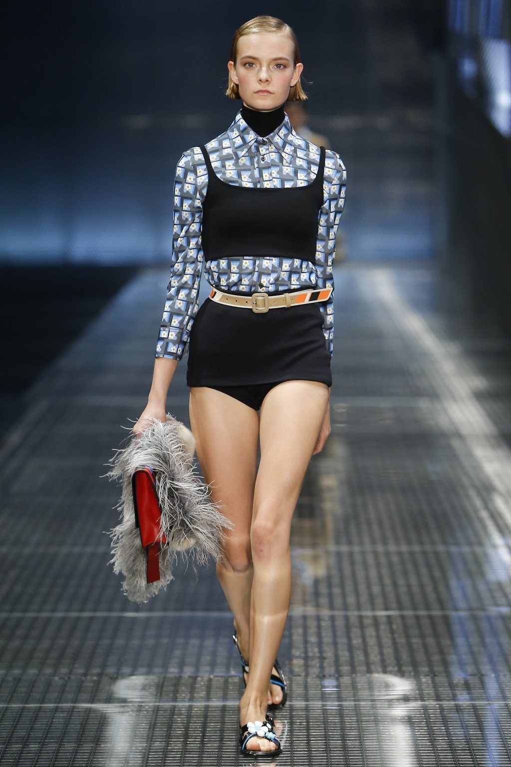  Prada 2017 S/S 컬렉션 | 인스티즈