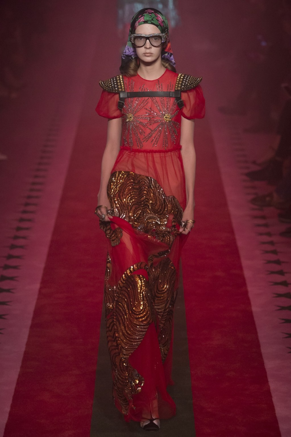 [구찌] 좀 더 과감해진 Gucci 2017 S/S 컬렉션 | 인스티즈