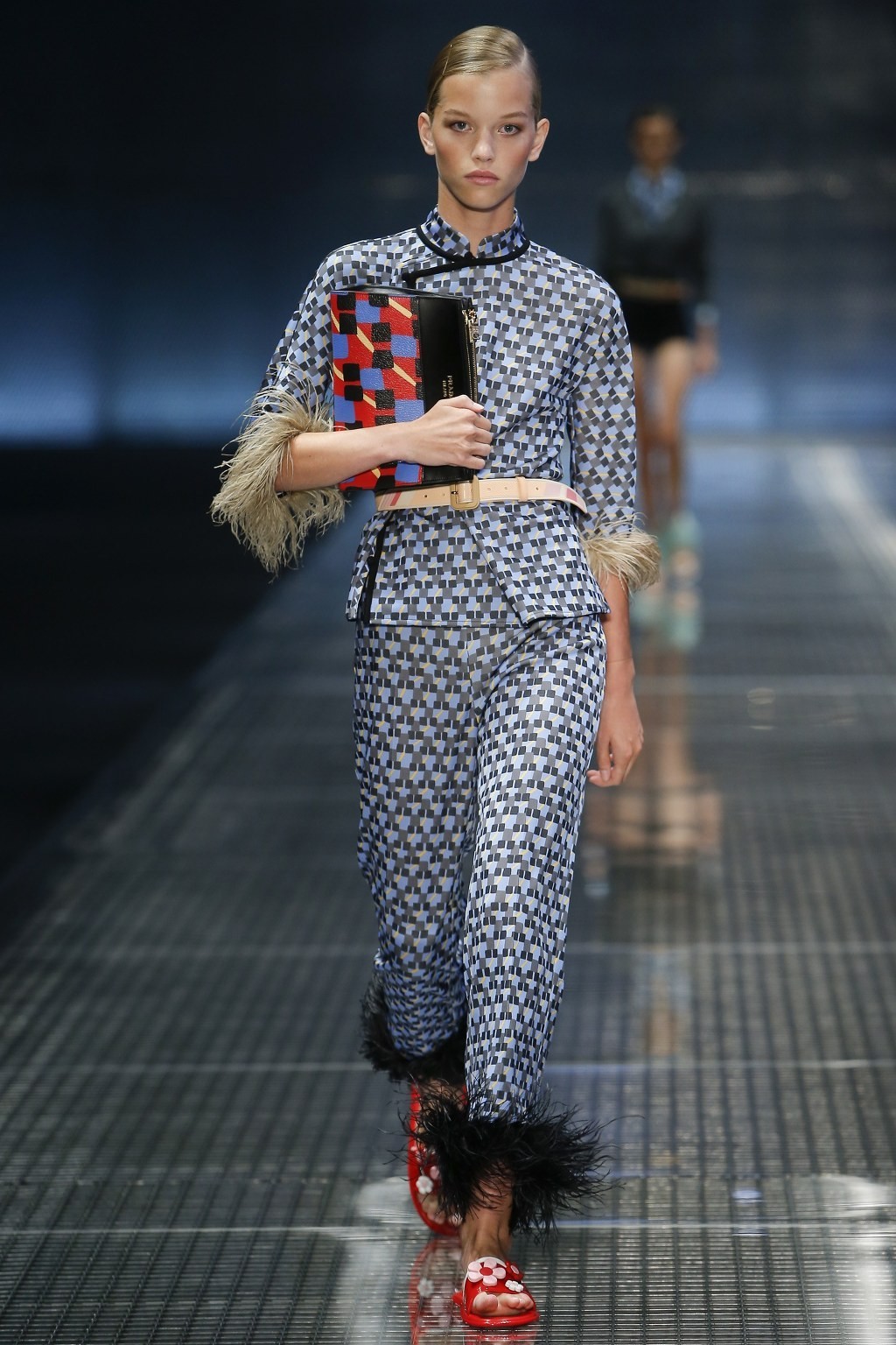  Prada 2017 S/S 컬렉션 | 인스티즈